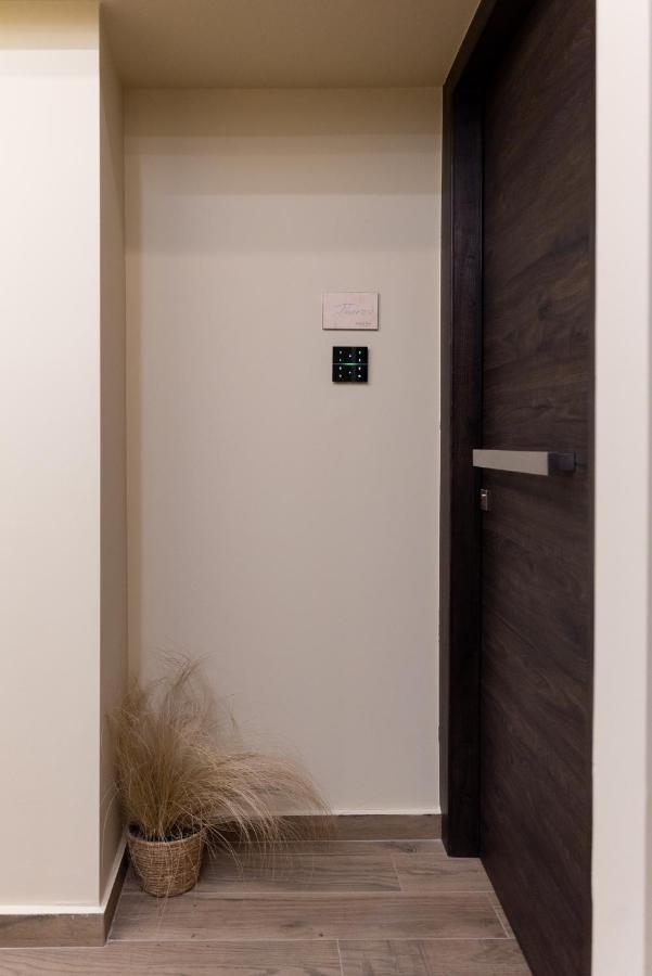 Minos By Agora Luxury Apartments In The Heart Of Heraklion Exteriér fotografie